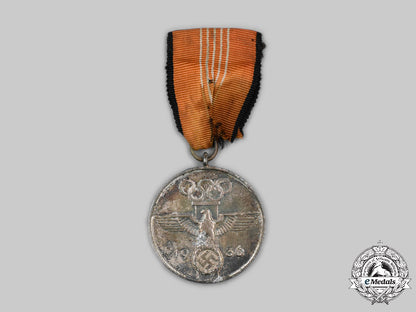 germany,_third_reich._a_german_olympic_medal,_with_case_c2021_694_mnc4168