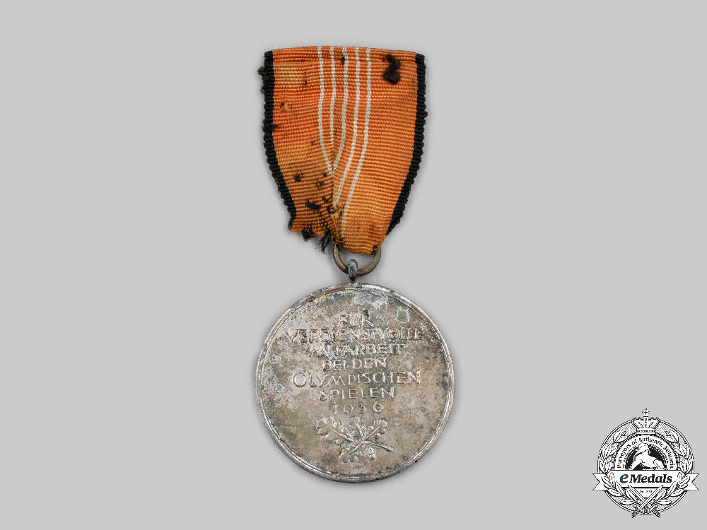 germany,_third_reich._a_german_olympic_medal,_with_case_c2021_695_mnc4170