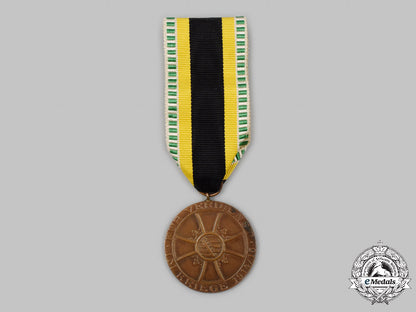 saxe-_meiningen,_duchy._a_medal_for_merit_in_war1915_c2021_701emd_8396_1