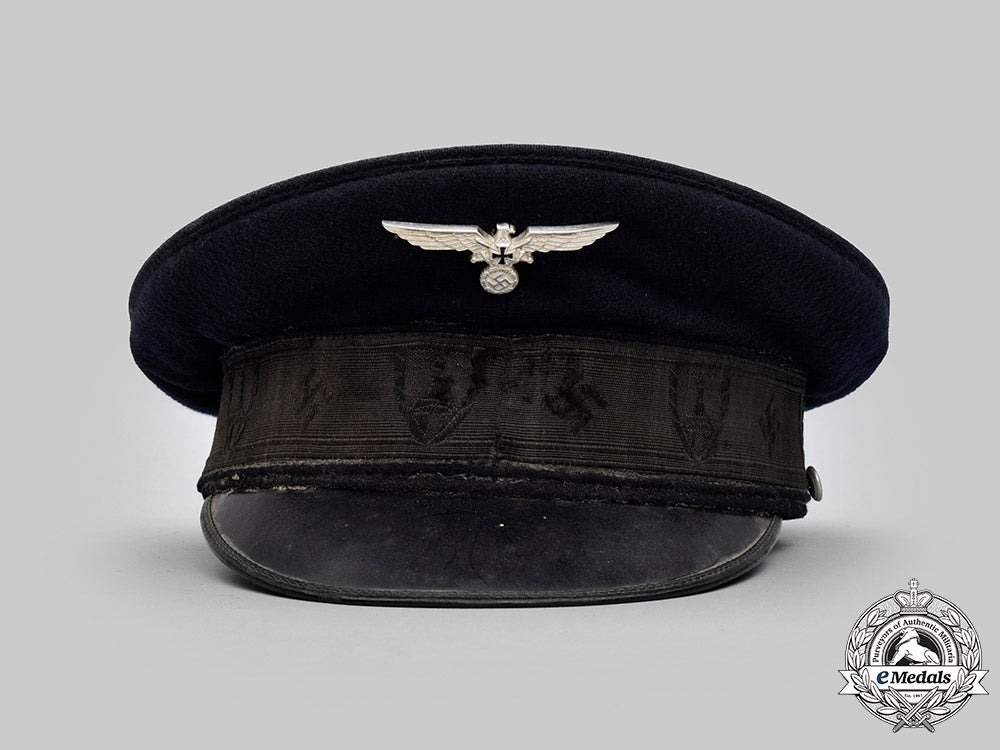 germany,_nsrkb._a_national_socialist_reich_warrior’s_league_member’s_visor_cap_c2021_721_mnc5284