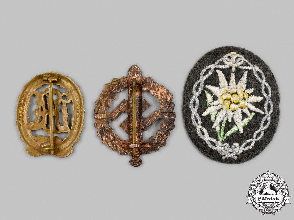 germany,_third_reich._a_mixed_lot_of_badges_and_insignia_c2021_724_mnc0676