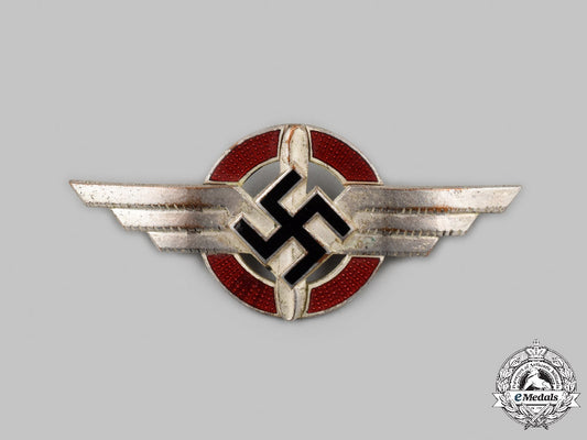 germany,_dlv._a_german_air_sports_association_cap_insignia_c2021_727emd_8448_1_1