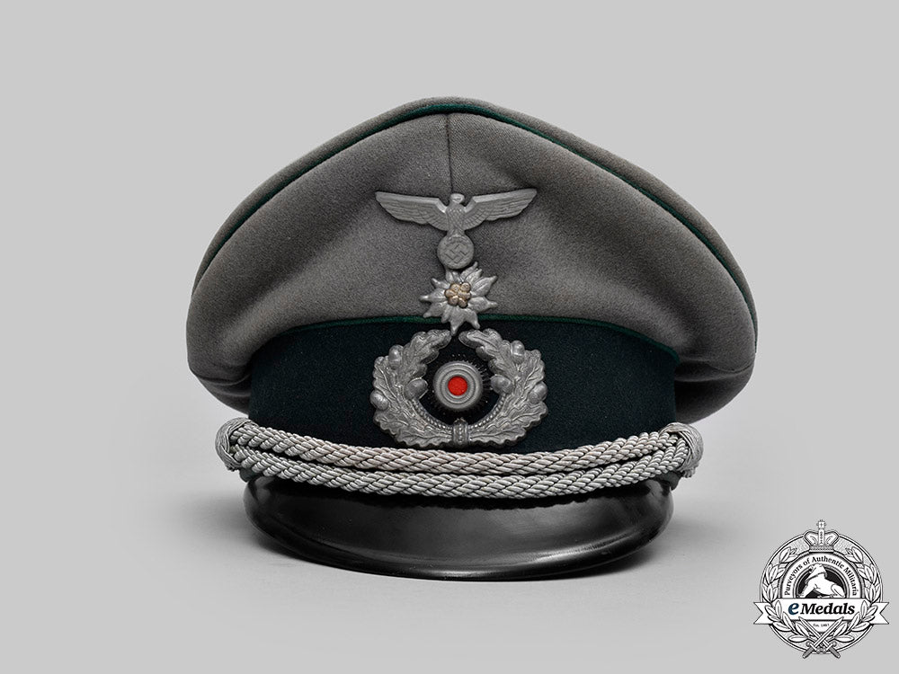 germany,_heer._an_administrative_gebirgsjäger_officer’s_visor_cap_c2021_729_mnc5922_1_1