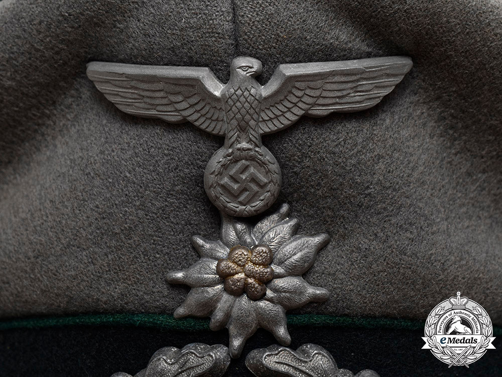 germany,_heer._an_administrative_gebirgsjäger_officer’s_visor_cap_c2021_733_mnc5930_1_1
