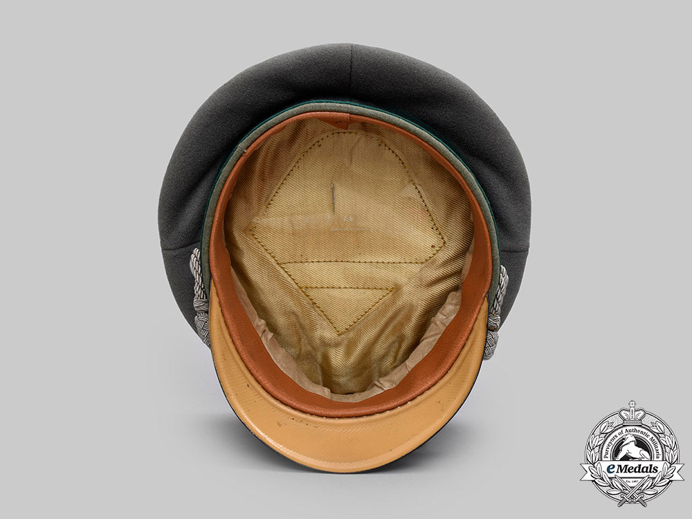 germany,_heer._an_administrative_gebirgsjäger_officer’s_visor_cap_c2021_735_mnc5934_1_1
