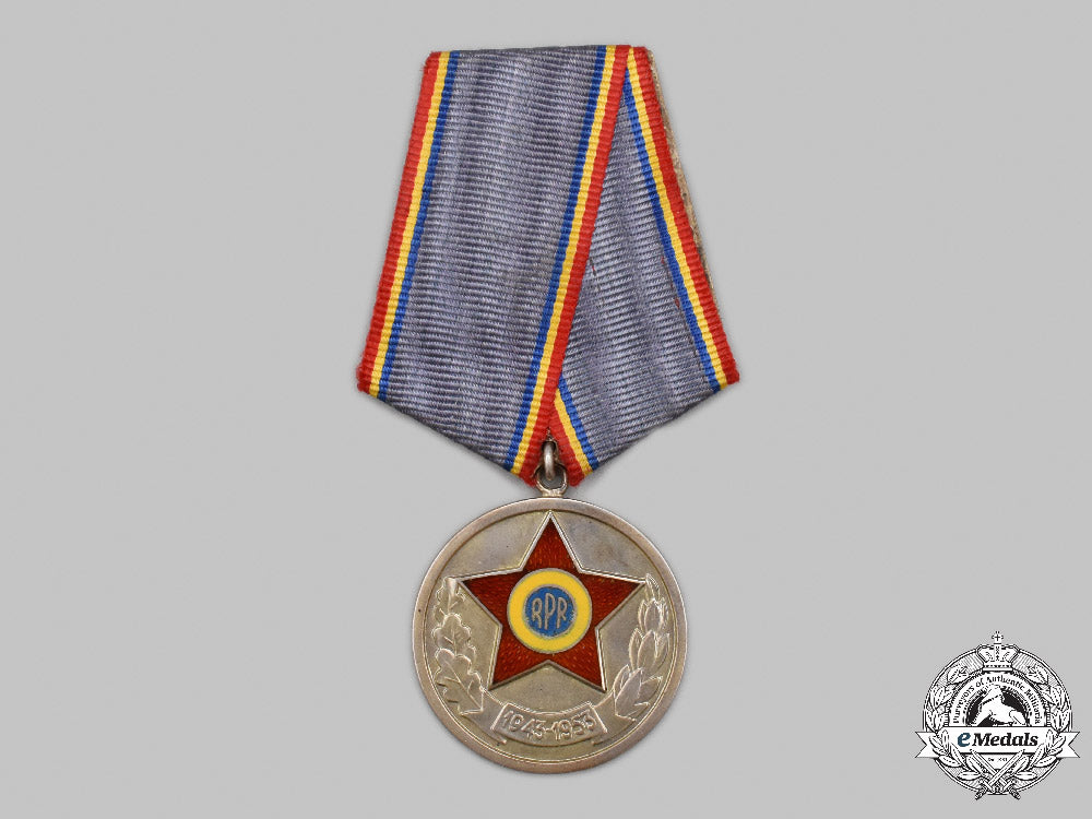 romania,_republic._a_rare_white_gold_medal_for_the10_th_anniversary_of_the_armed_forces,_belonging_to_gheorghe_gheorghiu-_dej_c2021_736emd_4493_1_1_1_1