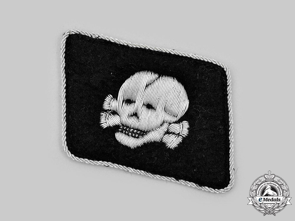germany,_ss._a3_rd_ss_panzer_division_totenkopf_collar_tab_c2021_738_mnc6596