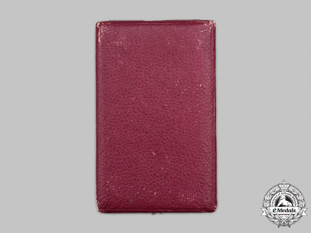 romania,_republic._a_rare_white_gold_medal_for_the10_th_anniversary_of_the_armed_forces,_belonging_to_gheorghe_gheorghiu-_dej_c2021_739emd_4499_1_1_1_1