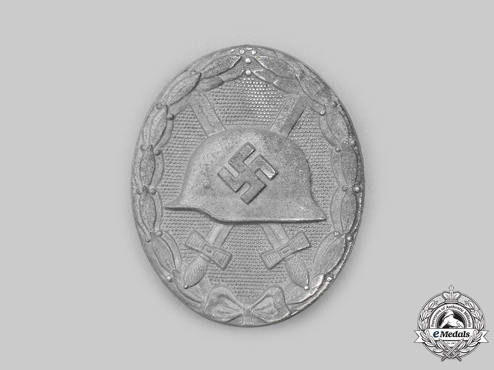 germany,_wehrmacht._a_silver_grade_wound_badge,_by_steinhauer&_lück_c2021_759_mnc6760