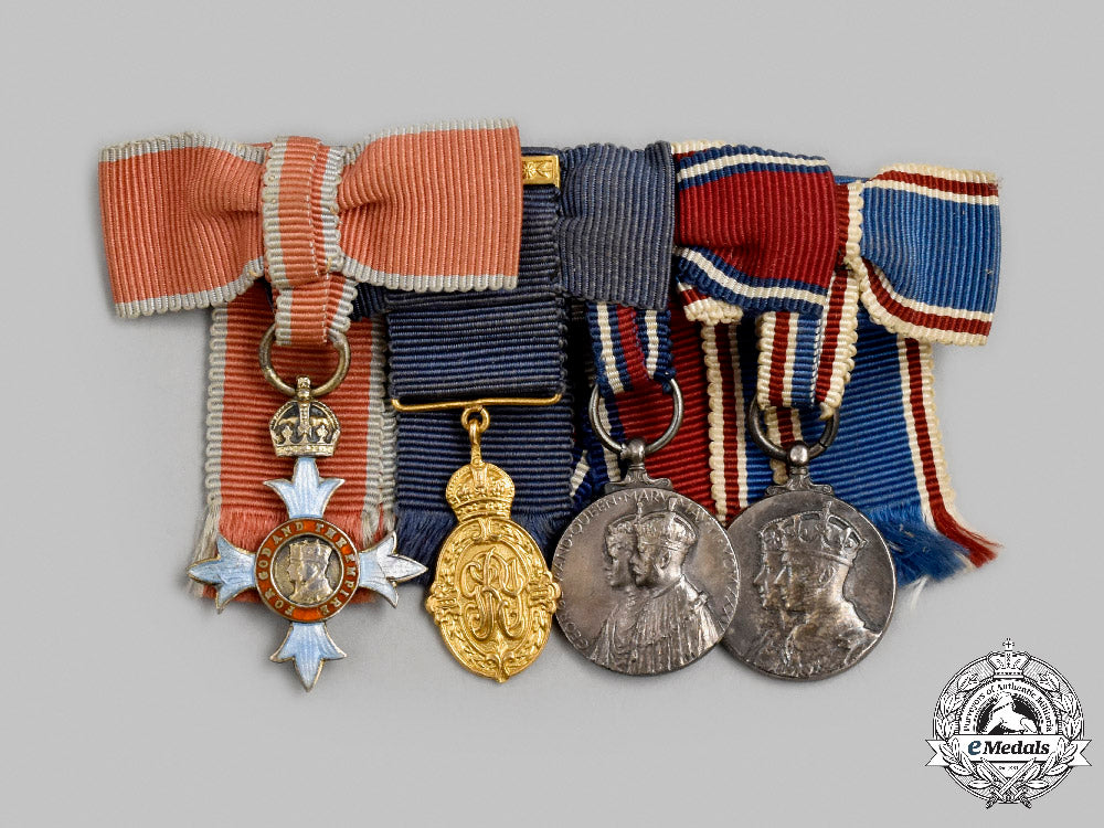 united_kingdom._a_gold_kaisar-_i-_hind_meda&_ladies_obe_miniature_group_c2021_781_mnc7685_1