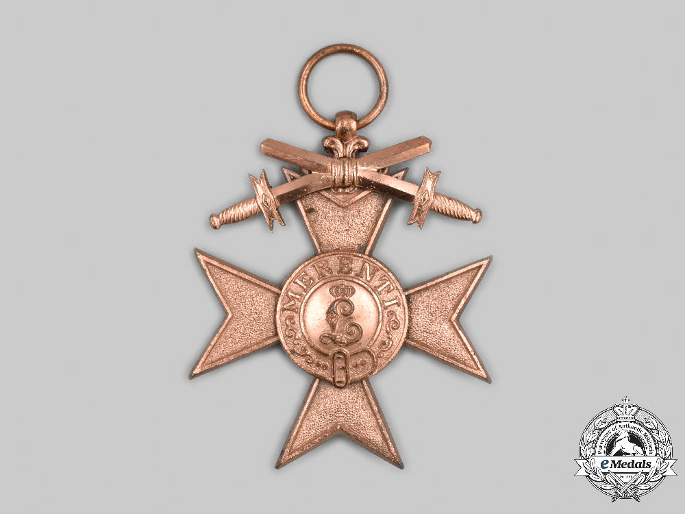 bavaria,_kingdom._a_military_merit_cross,_iii_class_with_swords_and_case,_by_jacob_leser_c2021_822_mnc4798
