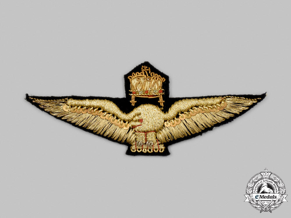 hungary,_kingdom._a_royal_hungarian_air_force_pilot’s_badge,_cloth_version_c2021_831_mnc8818_1