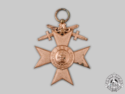 bavaria,_kingdom._a_military_merit_cross,_iii_class_with_swords_and_case,_by_deschler&_sohn_c2021_839_mnc4845
