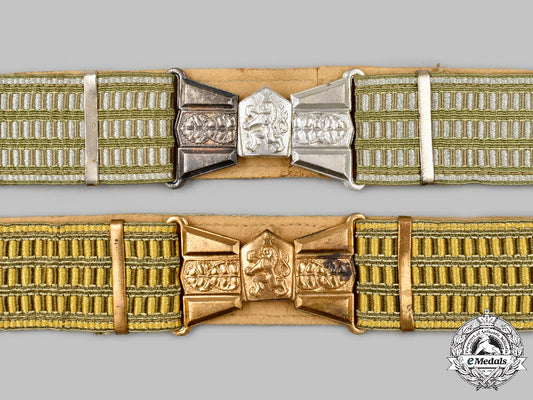 czechoslovakia,_socialist_republic._two_people's_army_belts_c2021_850_mnc8173_1