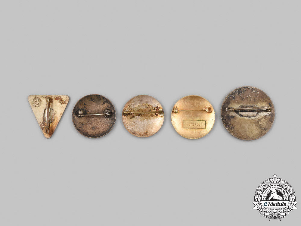 germany._third_reich._a_mixed_lot_of_civil_organization_membership_badges_c2021_864emd_6330