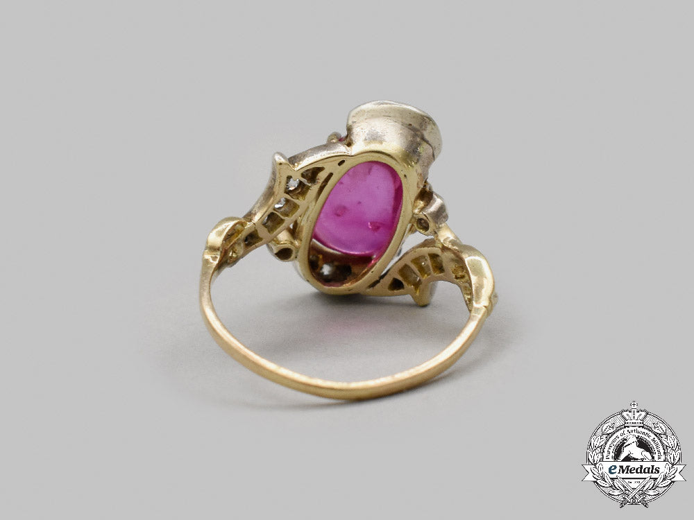 jewellery._a_yellow&_white_gold_ring_with_diamonds&_ruby_c2021_878emd_4813_1