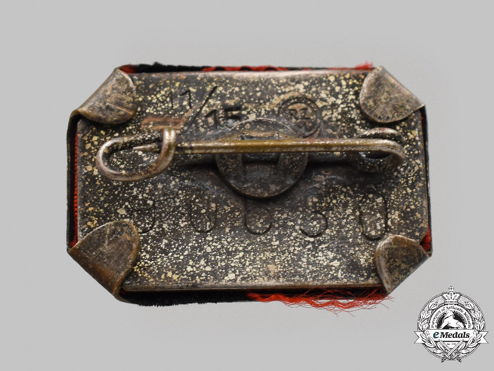 germany,_bdm._a_pair_of_female_youth_proficiency_clasps_c2021_905emd_8885