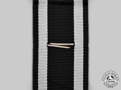 germany,_federal_republic._a1939_clasp_to_the_iron_cross_ii_class,1957_version_c2021_915_mnc5285_1