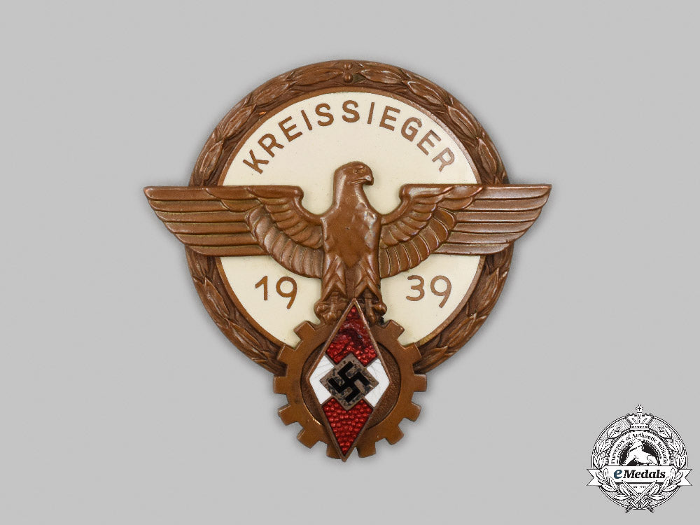 germany,_hj._a1939_district_trade_competition_victor’s_badge,_by_ferdinand_wagner_c2021_918emd_8910_1