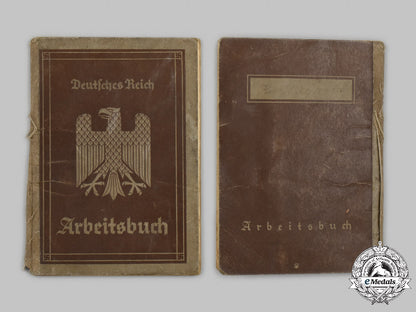 germany._a_mixed_lot_of_identification_and_service_booklets_c2021_925emd_2194