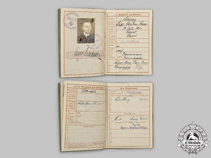germany._a_mixed_lot_of_identification_and_service_booklets_c2021_932emd_2224