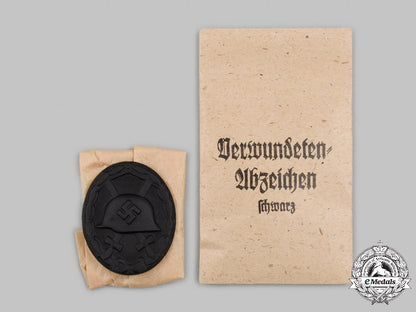 germany,_wehrmacht._a_black_grade_wound_badge,_by_heinrich_wander_c2021_950emd_6546