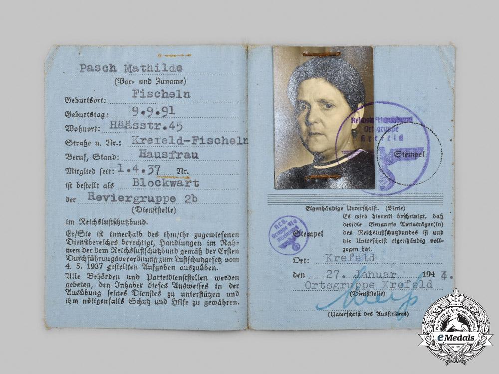 germany._a_mixed_lot_of_identification_and_service_booklets_c2021_954emd_2306