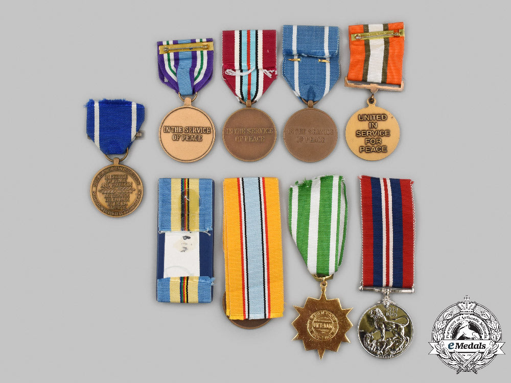 united_kingdom,_united_nations,_vietnam,_international._a_lot_of_nine_military_service_medals_c2021_993emd_6676_1