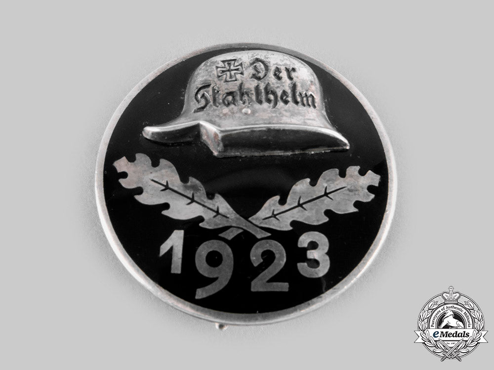 germany,_der_stahlhelm._a1923_membership_badge,_large_version,_by_stahlhof_magdeburg_c20220_emd5330_1