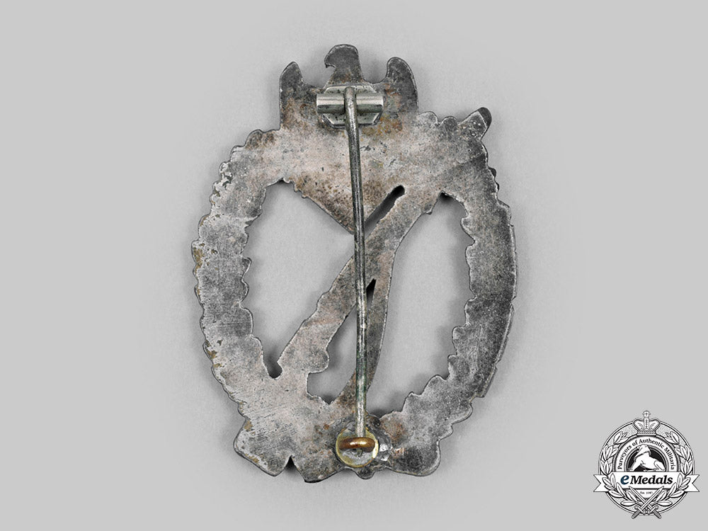 germany,_wehrmacht._an_infantry_assault_badge,_silver_grade_c20269_mnc5476