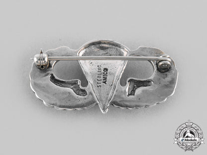 united_states._an_army_airborne_chaplain's_basic_parachutist_badge,_by_amico,_c.1942_c20271_emd2287