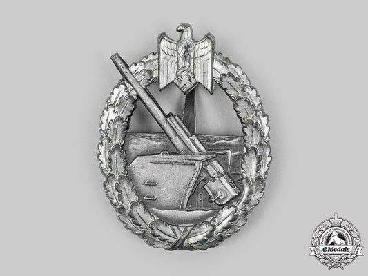 germany,_kriegsmarine._a_coastal_artillery_war_badge_by_schwerin&_sohn_c20288_mnc5521