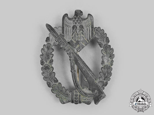 germany,_wehrmacht._an_infantry_assault_badge,_silver_grade,_by_fritz_zimmermann&_söhne_of_lüdenscheid_c20292_mnc5529