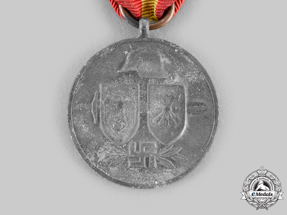 germany,_wehrmacht._a_blue_division_medal_c20296_emd2665