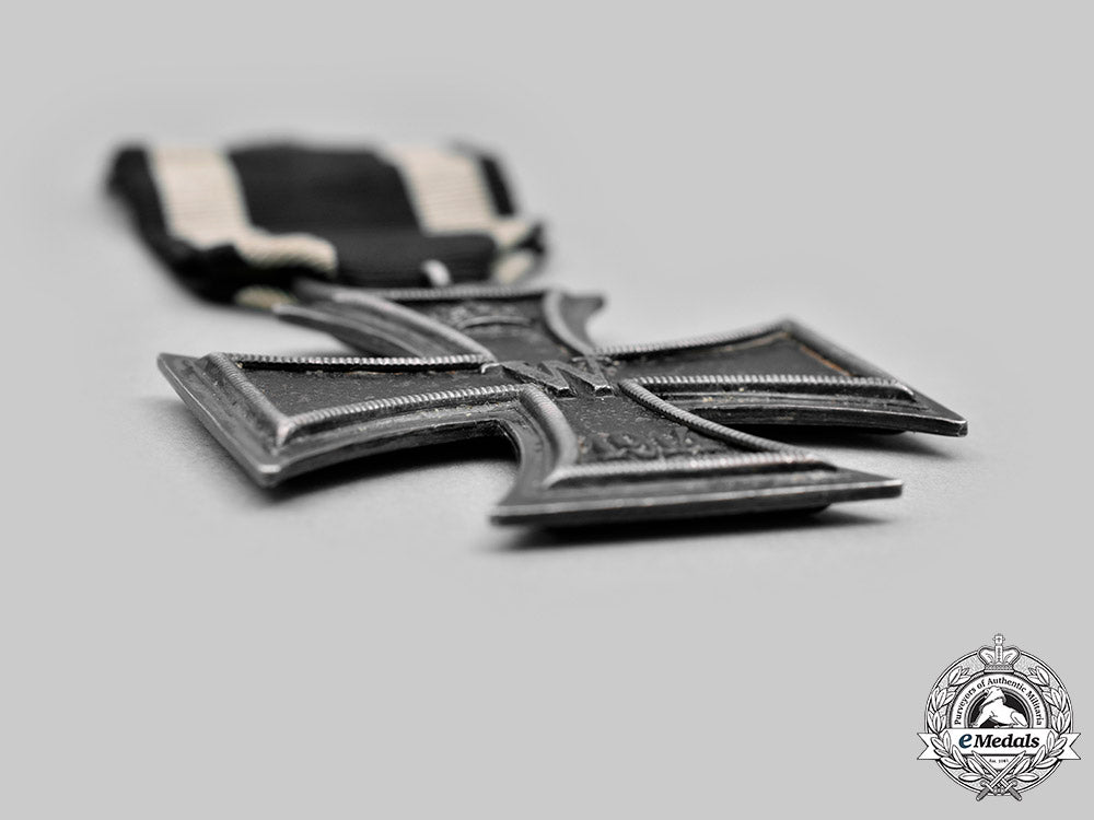 germany._a_lot_of_service_medals_c20306_mnc4187
