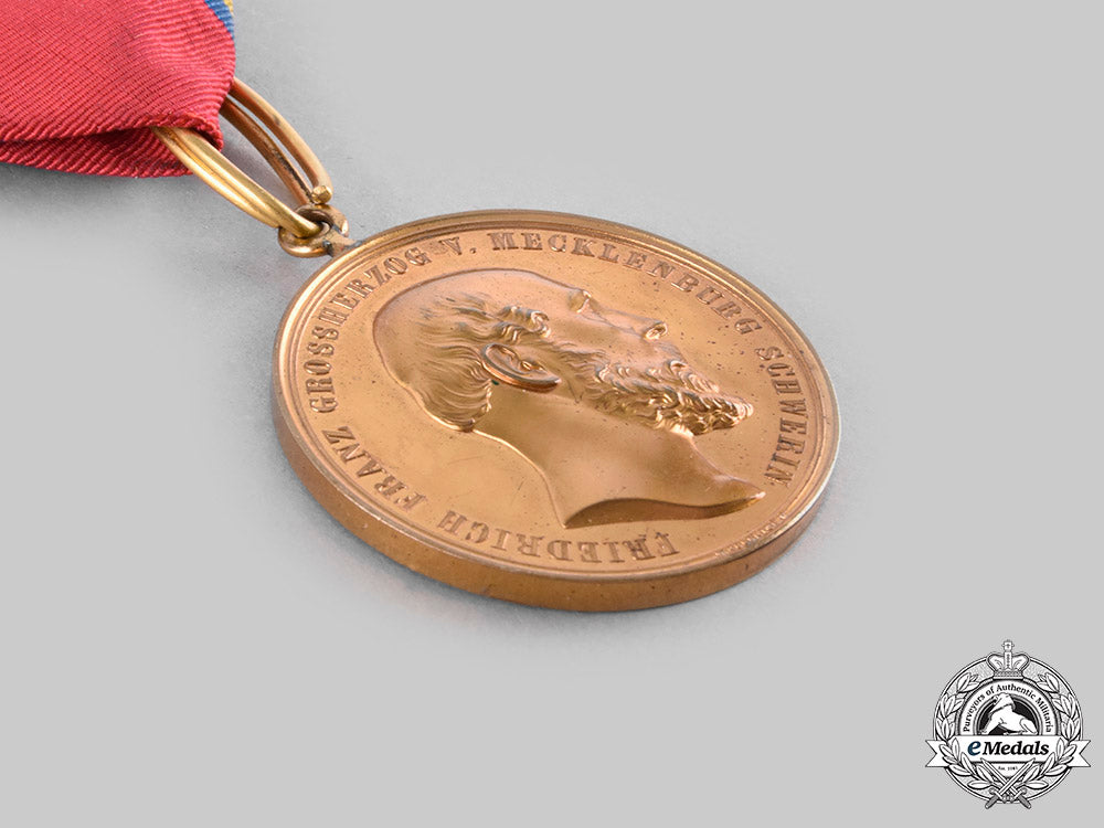 mecklenburg-_schwerin,_grand_duchy._a_friedrich_franz_ii_bronze_merit_medal,_with_case,_by_kullrich,_c.1900_c20316_emd1861
