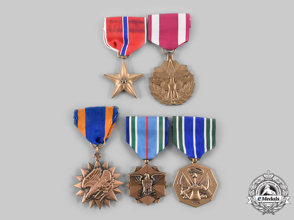 united_states._a_lot_of_five_awards_c20321_emd6553