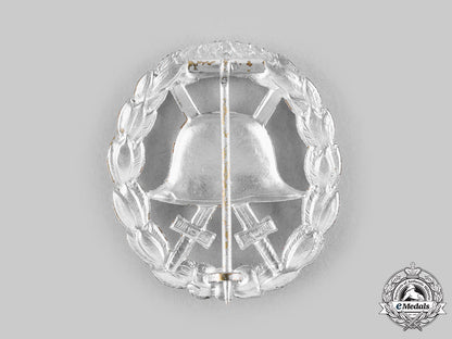 germany,_imperial._a_wound_badge,_silver_grade_c20325_emd1887_1