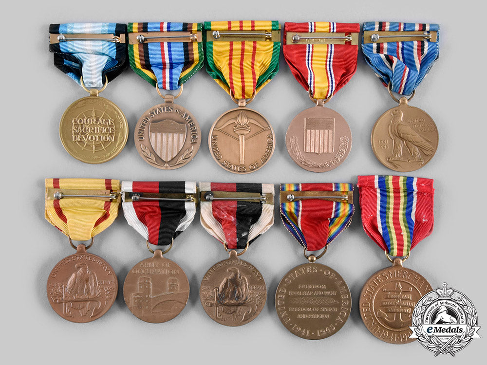 united_states._a_lot_of_ten_service_medals_c20332_emd7035_1