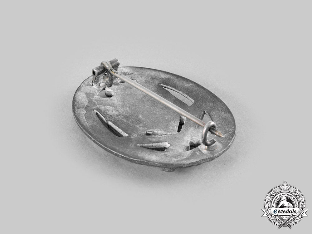 germany,_wehrmacht._a_general_assault_badge_c20344_emd7450_1_1