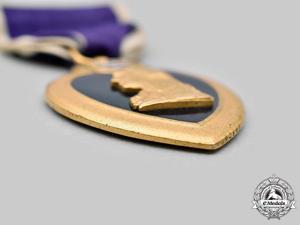 united_states._a_cased_purple_heart,_c.1960_c20345_mnc8391_1