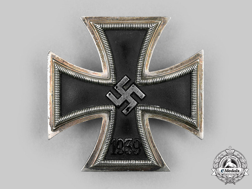 germany,_wehrmacht._a1939_iron_cross_i_class,_with_case,_cased,_unmarked_c20348_mnc5932_1