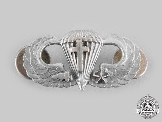 united_states._an_army_airborne_chaplain's_basic_parachutist_badge_for_six_combat_jumps_c20350_emd2556