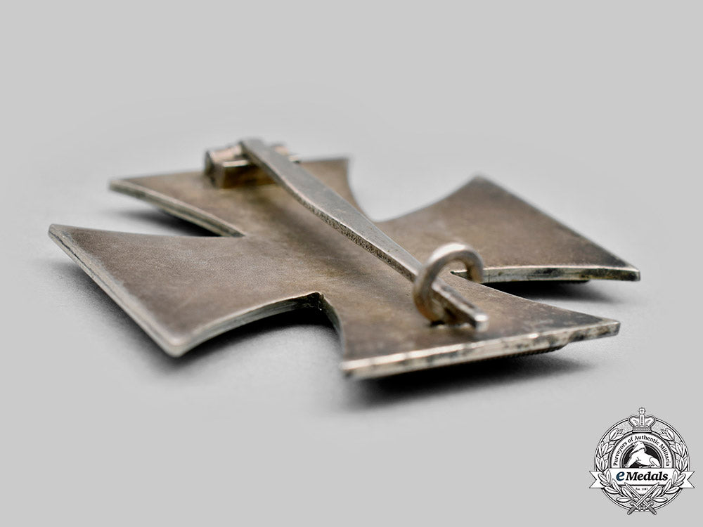 germany,_wehrmacht._a1939_iron_cross_i_class,_with_case,_cased,_unmarked_c20350_mnc5937_1