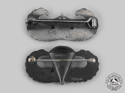united_states._two_second_war_period_army_badges_c20355_emd2579