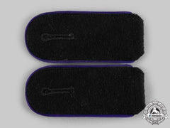 Germany, Ss. A Rare Set Of Waffen-Ss Mann Shoulder Strap With Unknown Waffenfarbe
