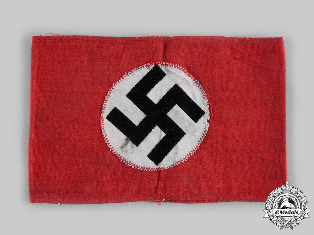 germany,_nsdap._a_member’s_armband_c20364_emd7523_1