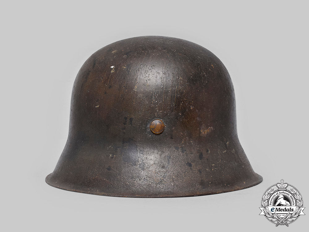 germany,_ordnungspolizei._a_m42_steel_helmet,_by_eisenhüttenwerk_thale_c20371_mnc2032