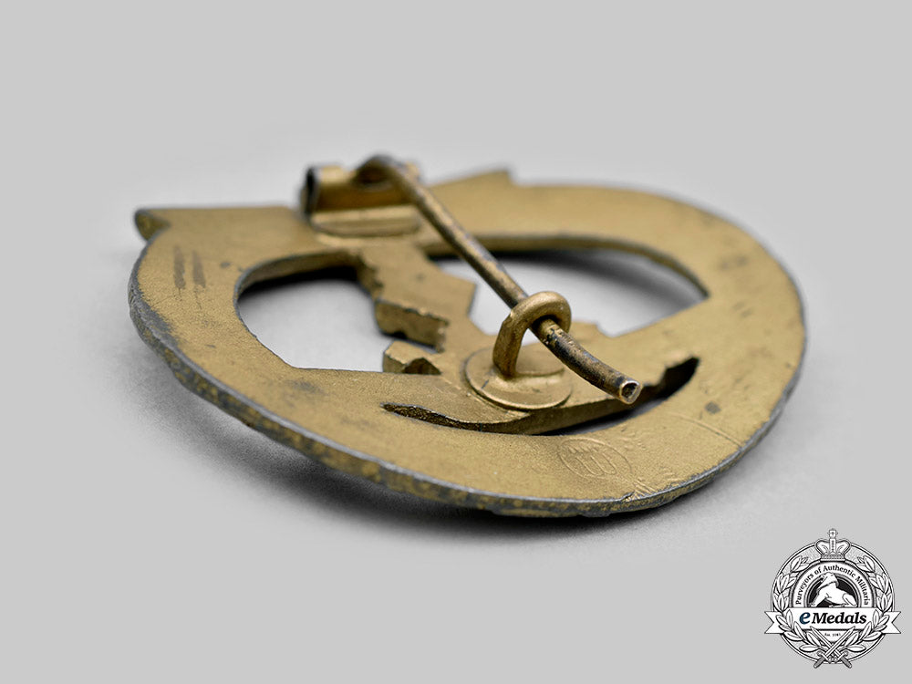 germany,_kriegsmarine._a_submarine_war_badge,_by_e._ferd._wiedmann_c20373_mnc6000