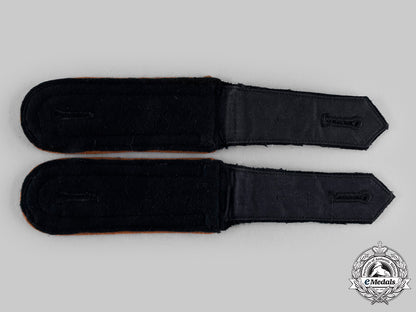 germany,_heer._a_set_of_heer_motorcycle_troops_unteroffizier_shoulder_straps_c20402_emd7735_1
